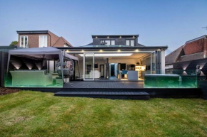 Luxury 4-Bedroom High-End Home